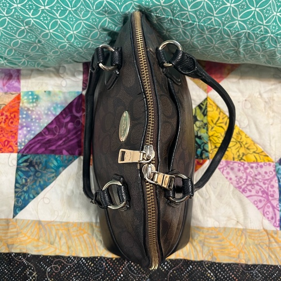 REHAB Coach dome satchel - Picture 10 of 15